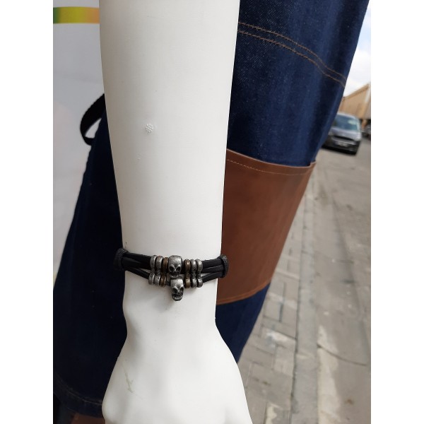 Kuru kafa metalli Gerçek Deri bileklik Kuru kafa metalli Gerçek Deri bileklik