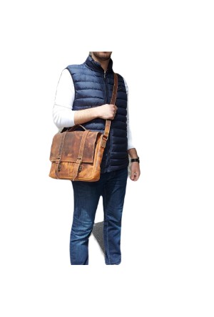 Deri Postacı Çantası – Şık & Fonksiyonel Kahverengi-Taba