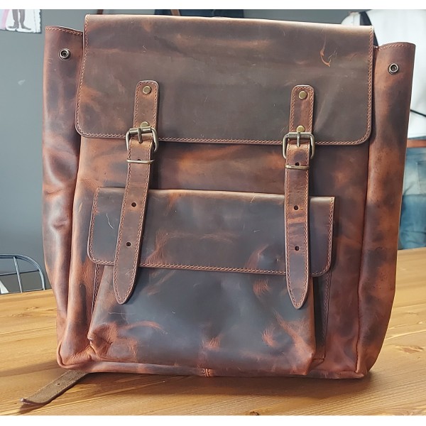 Deri Sırt Çantası – Koyu Kahverengi Traveler Serisi – Unisex & Şık Deri Sırt Çantası – Koyu Kahverengi Traveler Serisi – Unisex & Şık