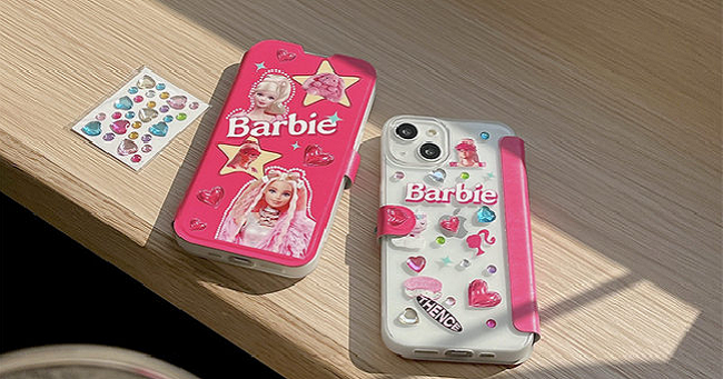 Barbie telefon kılıfı tercihlerinde sınırları zorlayın